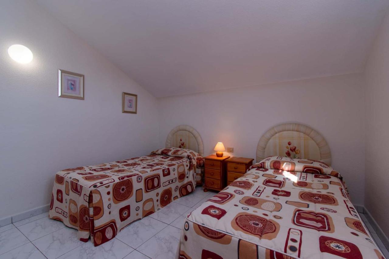 Los Diamantes 2 Bed Apartman Los Cristianos  Kültér fotó