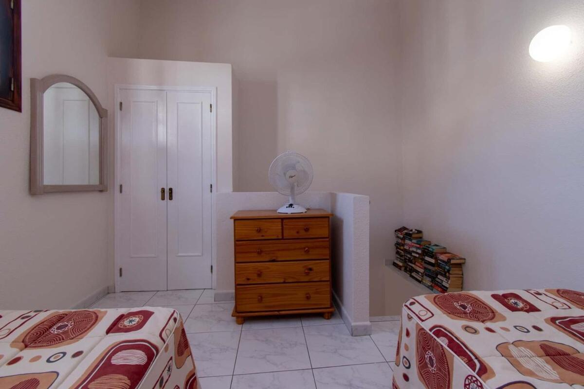 Los Diamantes 2 Bed Apartman Los Cristianos  Kültér fotó